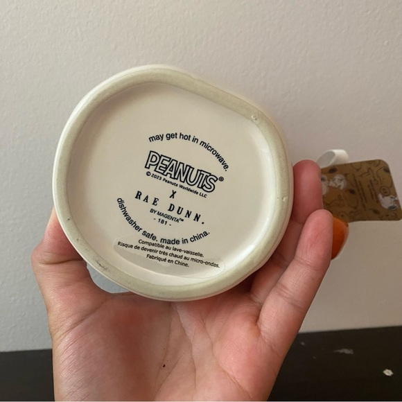 Rae Dunn x Peanuts Mug - Picture 2 of 4